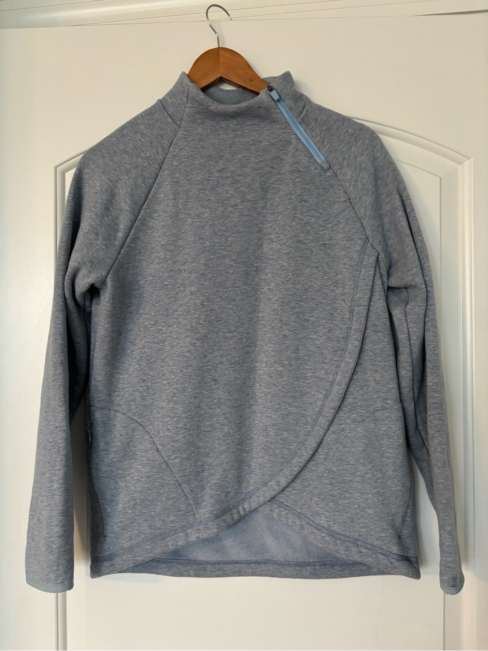 Athleta Girl Crazy Cozy Wrap Pullover Sweatshirt Gray XXL 16 Asymmetric Zip